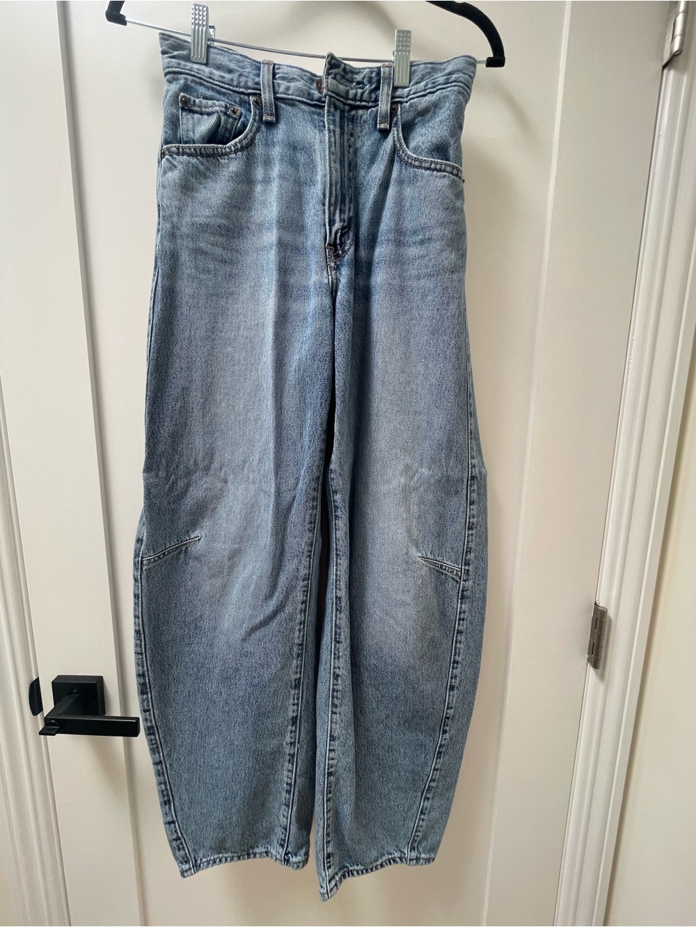 Never worn!! Levi's Cinch Barrel Light Blue Jeans